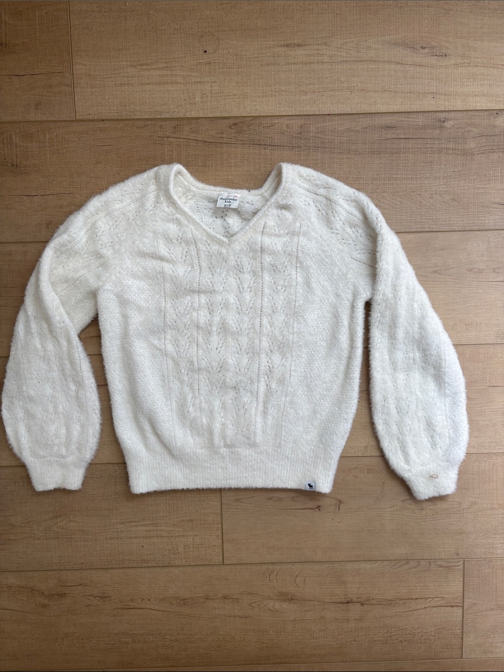 abercrombie kids Cream V-Neck Cable Knit Sweater
